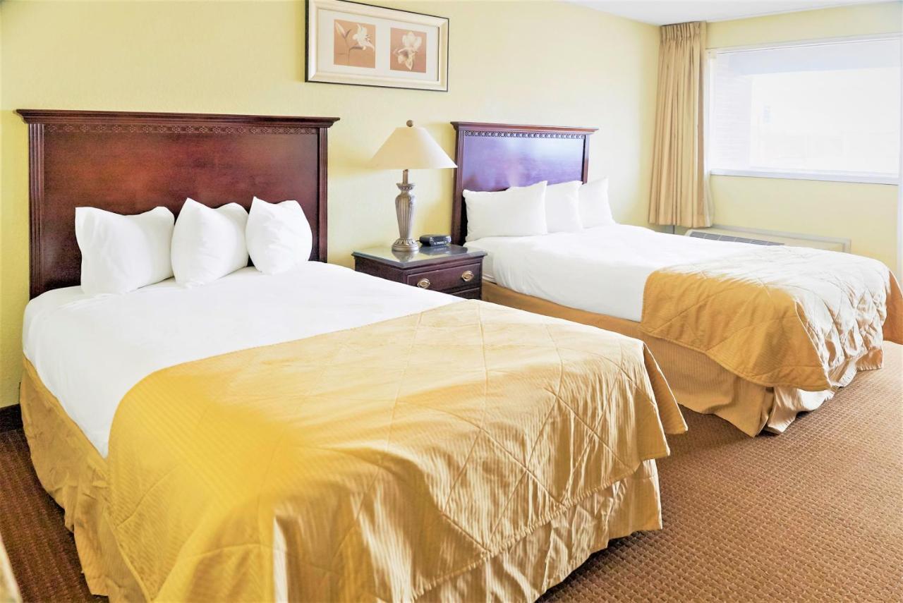Economy Hotel Plus Уичита Екстериор снимка